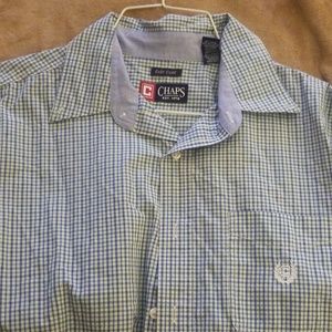 Short sleeve button down